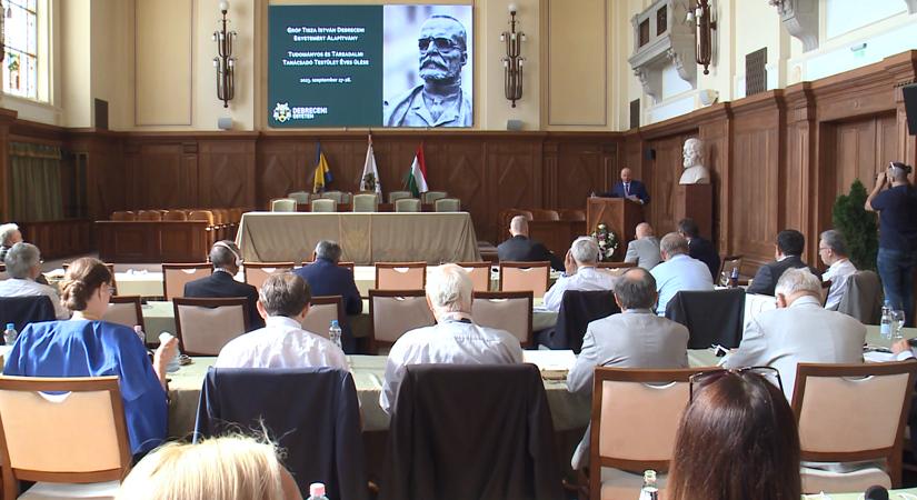 Tovább szövik a Debreceni Egyetemen a nemzetközi együttműködések hálóját