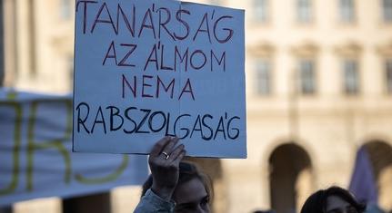 Az ombudsmannak az állampolgárokat és nem a kormány érdekeit kellene képviselnie