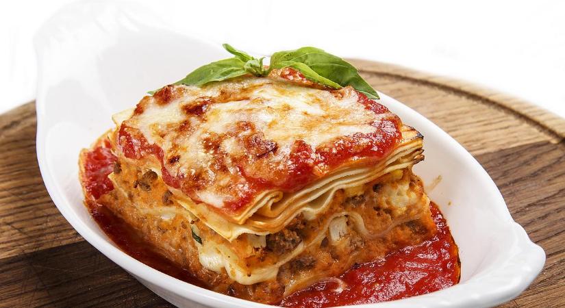 Így készíts otthon lasagne szószt - egész télen kéznél lesz a kamra polcon