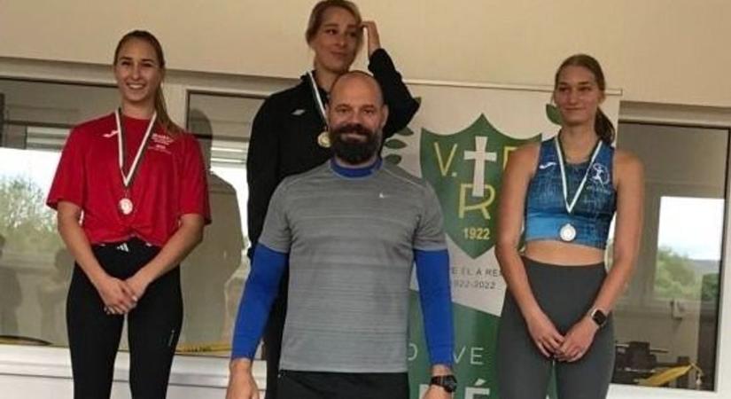 A hevesi gerelyhajítók Vácott ezüstben fénylettek