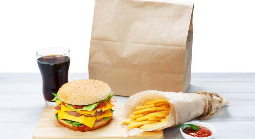 Így fogadta a násznép, amikor kiderült: McDonald’s-os ételt kapnak a lakodalomban