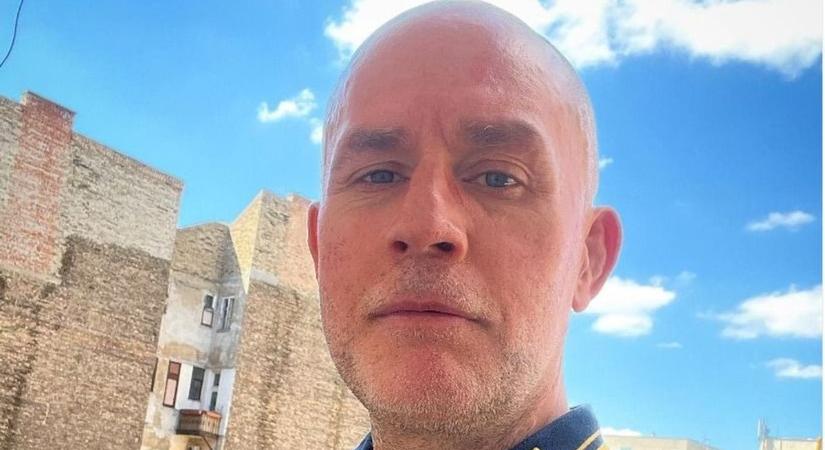 Dopeman a Kőgazdag Fiatalokról: fapados parasztok