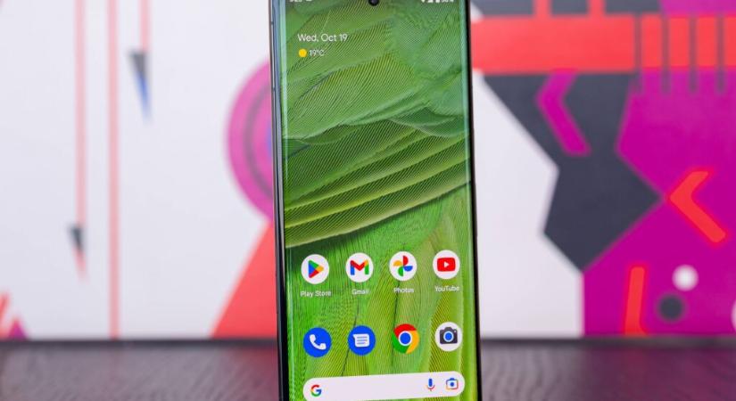 Visszatérhetnek a zárképernyős widgetek az Android 14-gyel