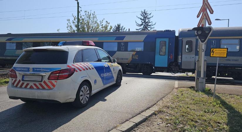 Drámai részletek a vecsési vonatgázolásról, kiderült, ki volt az áldozat – fotók a helyszínről