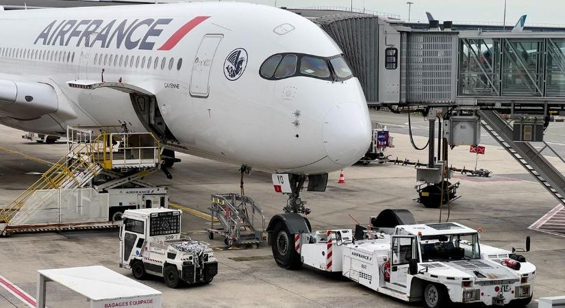 Az Air France és az autópálya-üzemeltetők is nekimentek a francia kormánynak