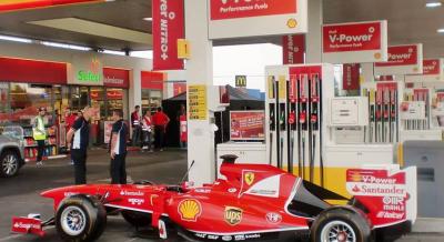 Ismerje meg a Shell továbbfejlesztett, eddigi legjobb teljesítményűShell V-Powerüzemanyagait!