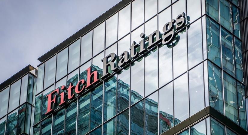 Fitch: egyelőre nincs gond az államadósságokkal