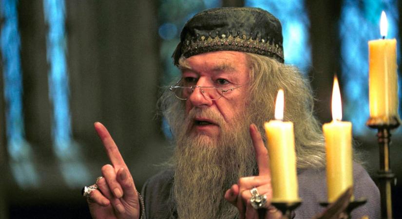 Elhunyt a Harry Potter filmek Dumbledor-ja, Sir Michael Gambon