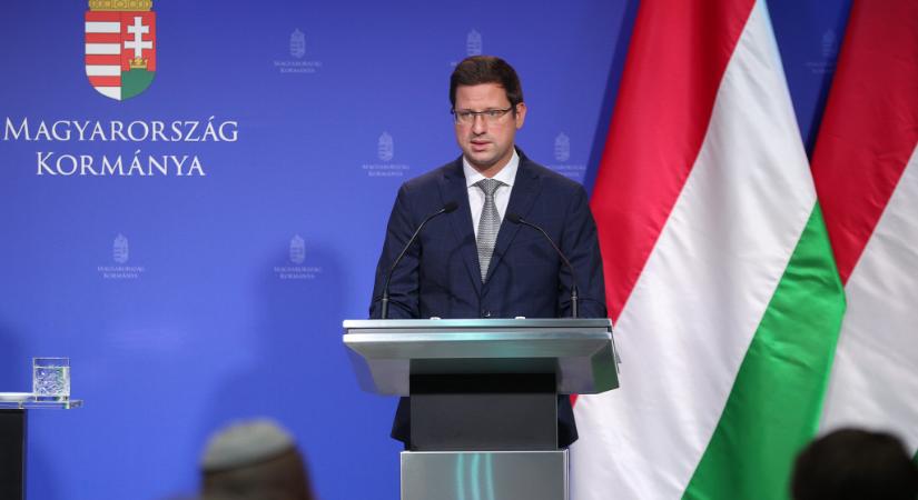 Kiderült, pontosan mennyivel emelkedik a nyugdíj