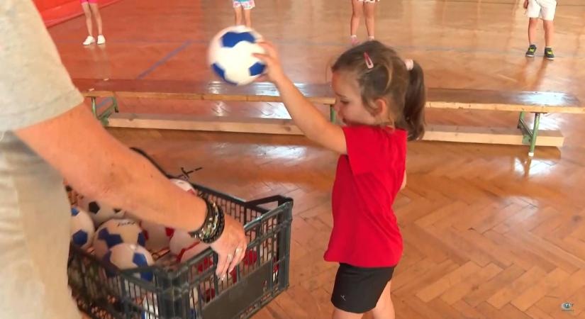 Egyre népszerűbb a tolnai kézilabda