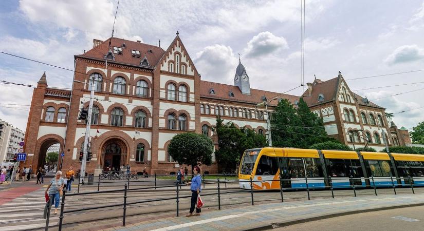 Münchenben hirdetik: fektessen vidéki magyar városokba!
