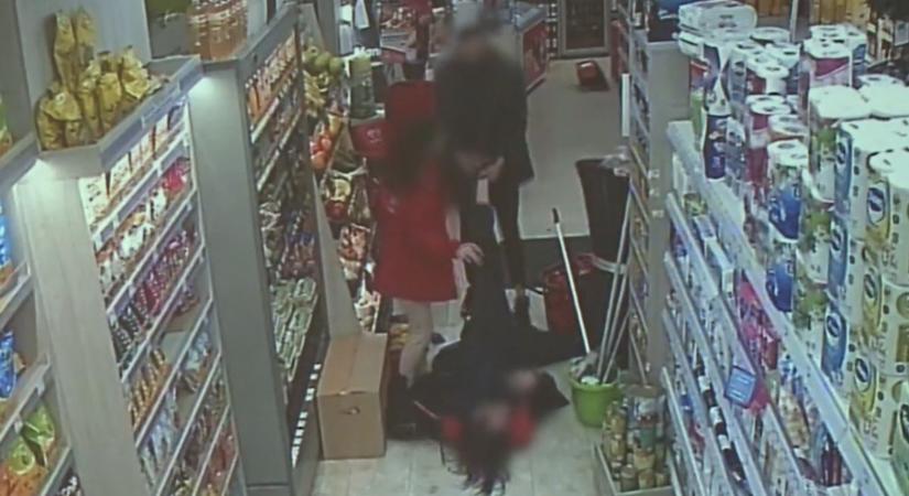 Megrázó: majdnem halálra verte áldozatát a budapesti boltban a férfi - 18-as videó