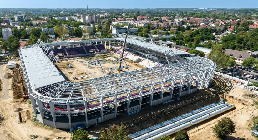 Zöld megoldásokkal hasznosul az új nyíregyházi stadion területén az esővíz