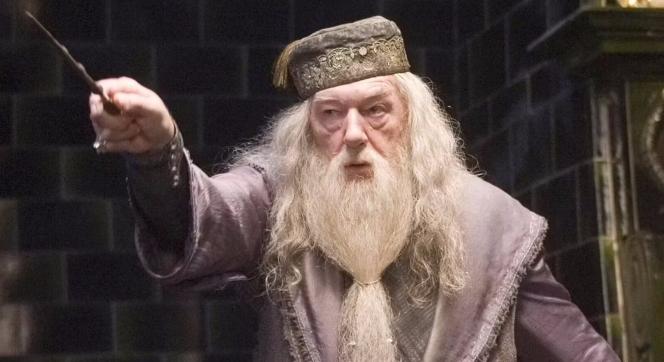Megható szavakkal emlékeztek Sir Michael Gambonra Harry Potter-szereplőtársai