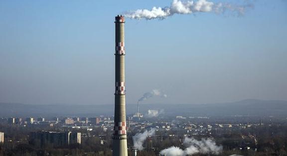 Lantos Csaba: az új gázévben ismét megfeleződik a távhő intézményi ára