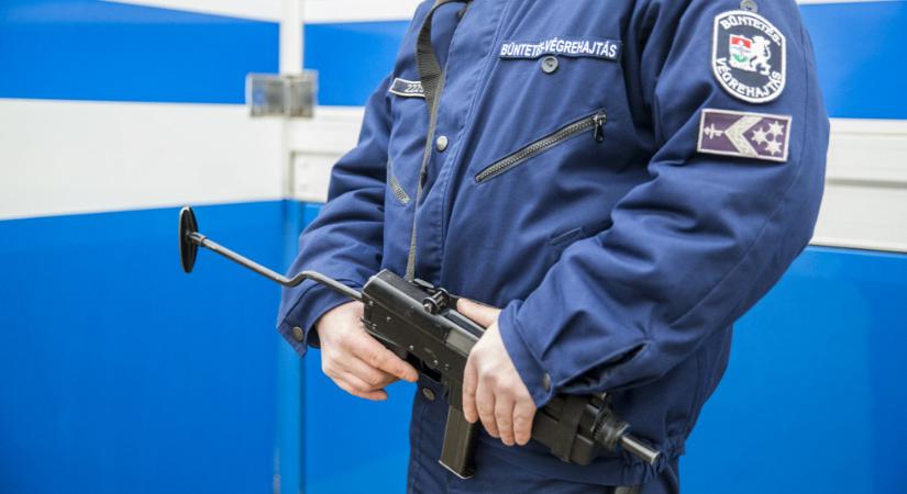 Brutálisan megvertek az őrök egy rabot az egyik börtönben