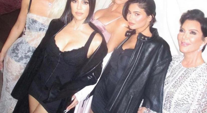Benne lesz Timothée Chalamet és Bad Bunny a The Kardashians című műsorban?
