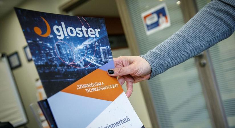 Hatalmas bevételbővülés, és zuhanó profit a Glosternél