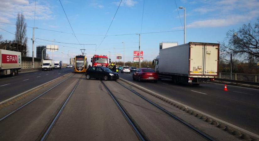 Forgalomkorlátozás lesz az M3-as bevezetőjén