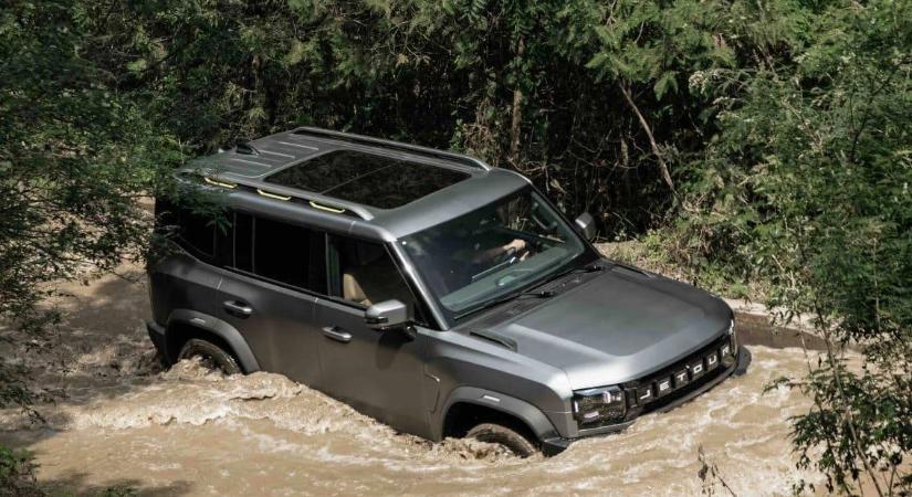 Ilyen az, ha Porsche tervező rajzol kínai terepjárót