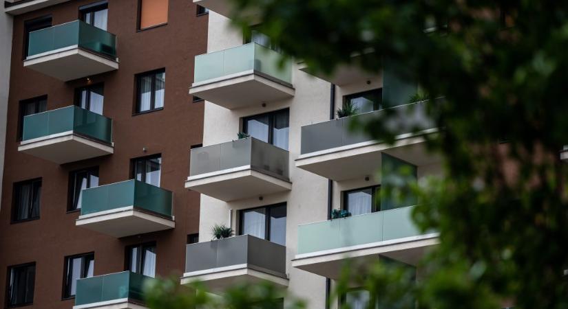 Rengeteg építkezés leállt, jöhet a 3 milliós négyzetméterár az új lakásoknál