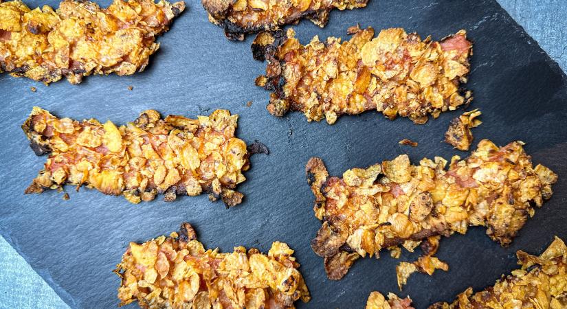 Kukoricapehelybe forgatott sült bacon