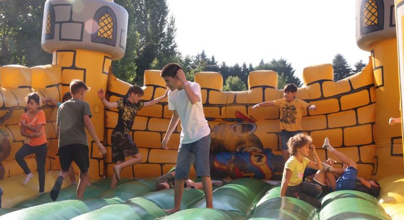 Felhőtlenül szórakoztak a gyermekek és a szülők is (galéria)