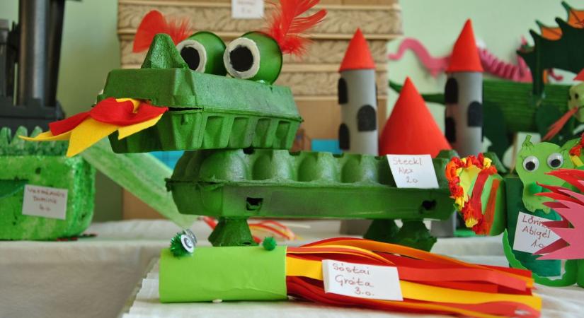 Ötletes sárkányokat készítettek a diákok a programra