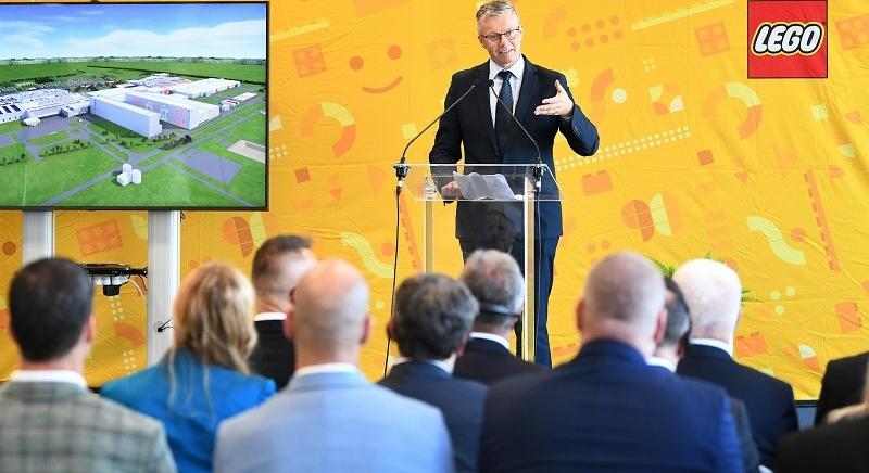 A LEGO 54 milliárd forintos beruházással 300 új munkahelyet teremt Nyíregyházán