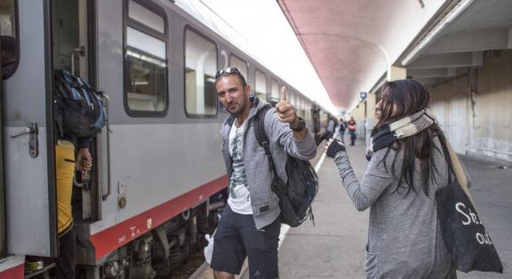 Reagált a MÁV a kényszer átszállásokra