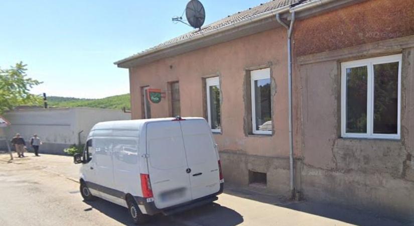 Újra elérhetők lesznek a postai szolgáltatások a salgótarjáni Rákóczi úton