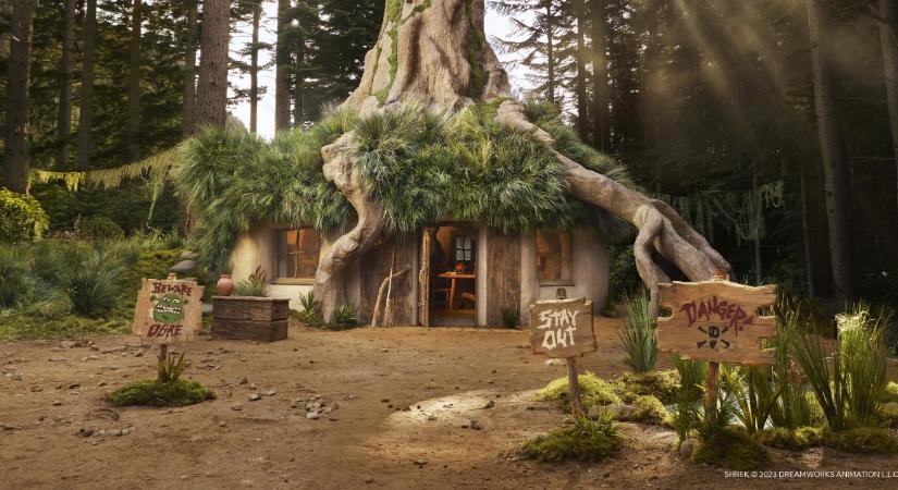 Kibérelhető lesz Shrek mocsara az Airbnb-n