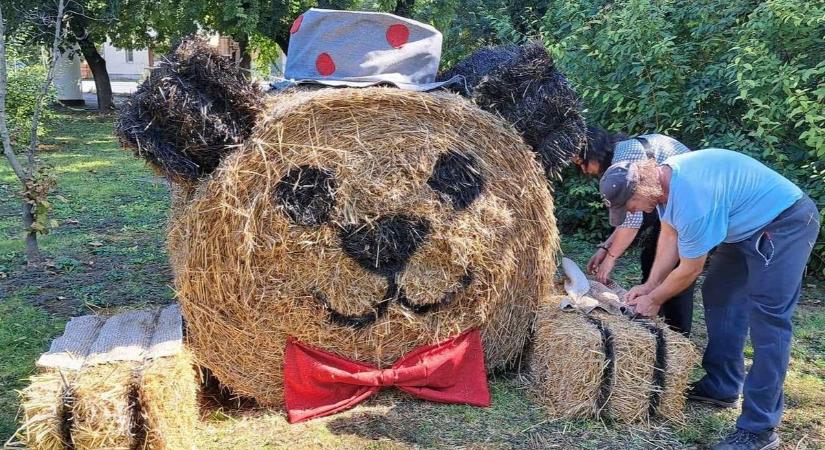 Mesés ősz csalogat a magyarbánhegyesi parkba