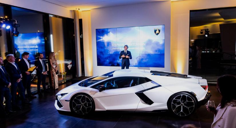 Mostantól itthon is vásárolhatunk Lamborghinit