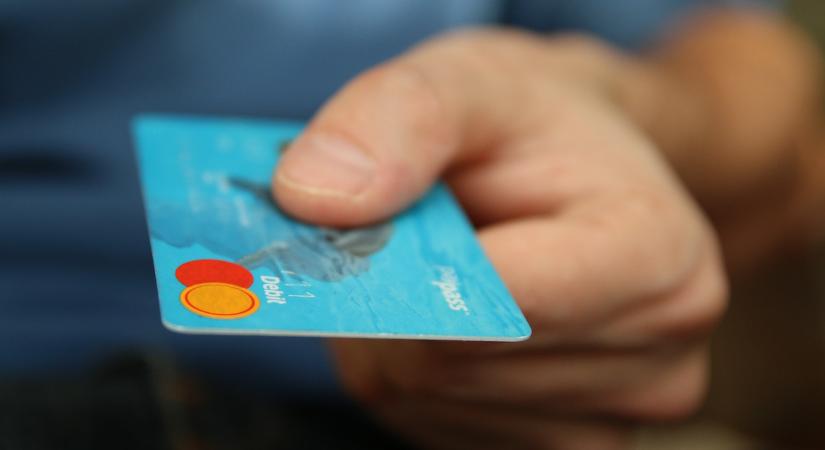 Nincs enyhülés: ismét 16 százalék felett a magyar infláció