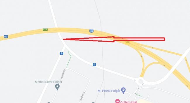 Kisbusz és személyautó ütközött Polgárnál