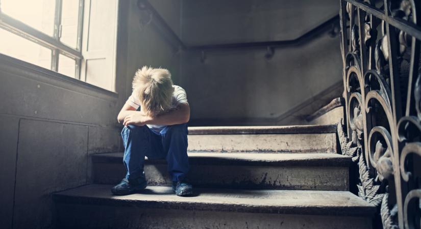 EU-s jelentés hozta felszínre, hogy nagy bajban vannak a magyar gyerekek