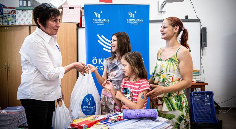 Több száz diákon segítettek az adakozók