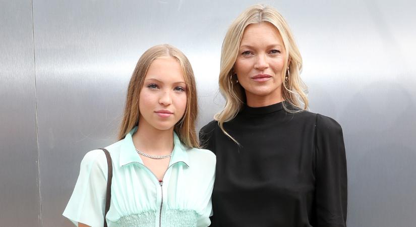 Lila Moss tippet ad, hogyan keverd az ősz legnagyobb trendjeit: Kate Moss lánya felmelegíti a menő divatkorszakokat