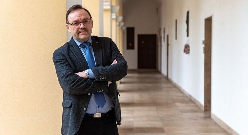 Debreceni tanszékvezető kapta a Barth Károly-díjat