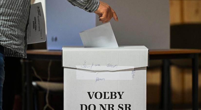 Összeesett, elhunyt egy 74 férfi a szavazóhelyiségben