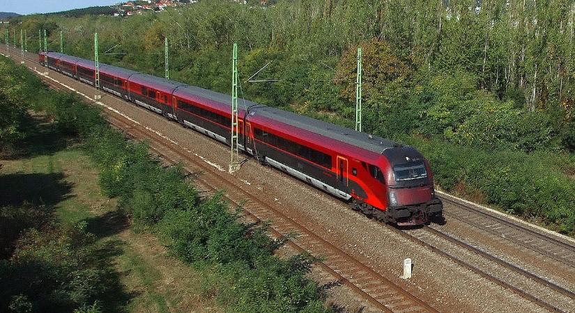 A vasúti információs káosz folytatódik: magyarázza MÁV a vasúti horrort