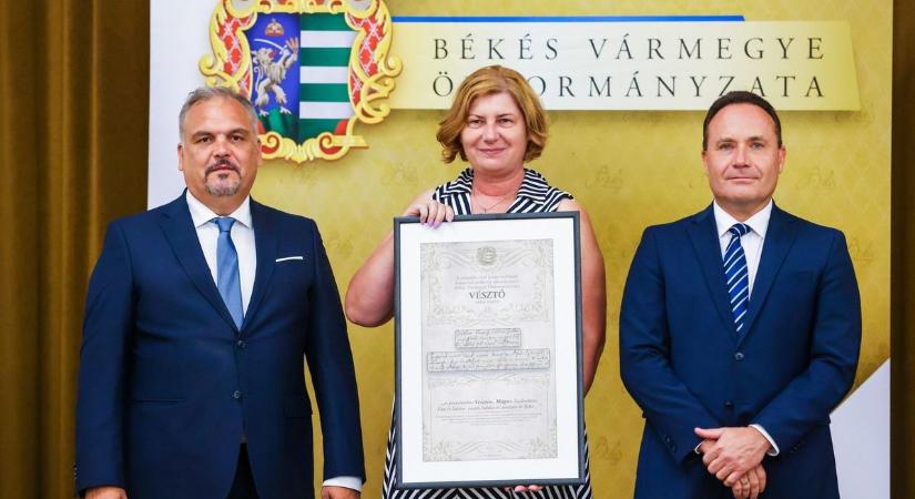 Mágorral együtt és a 14. században említették először Vésztőt