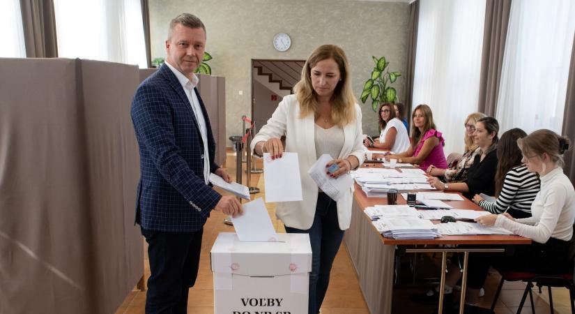 A komáromi és a dunaszerdahelyi járás magyarsága eldönthetné, hogy bejutnak-e a magyarok a szlovák parlamentbe