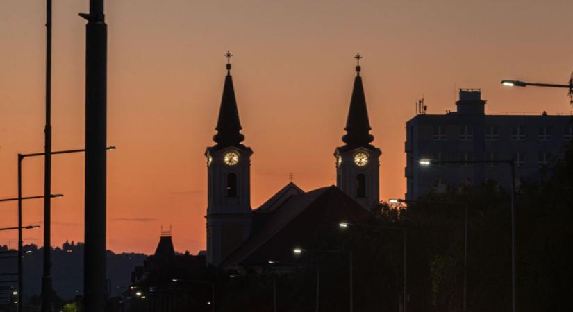 Esti fényekbe öltözött Zalaegerszeg