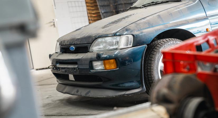 Igazi ritka kincs az évek után fellelt Ford Escort RS Cosworth