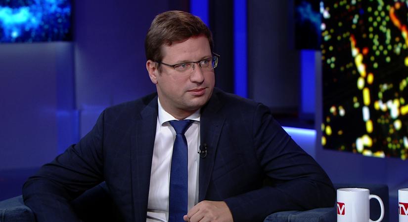 Gulyás Gergely: Brüsszel méltatlan módon húzza az időt