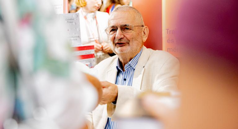 Csányi Vilmos a fóliázásról: Ostobaságnak tartom, ez egy hülyeség