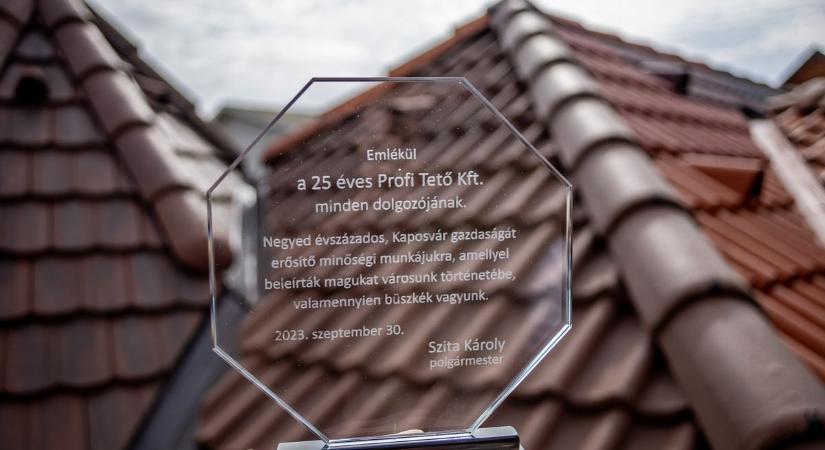 Emléklap a jubileumi ünnepségen