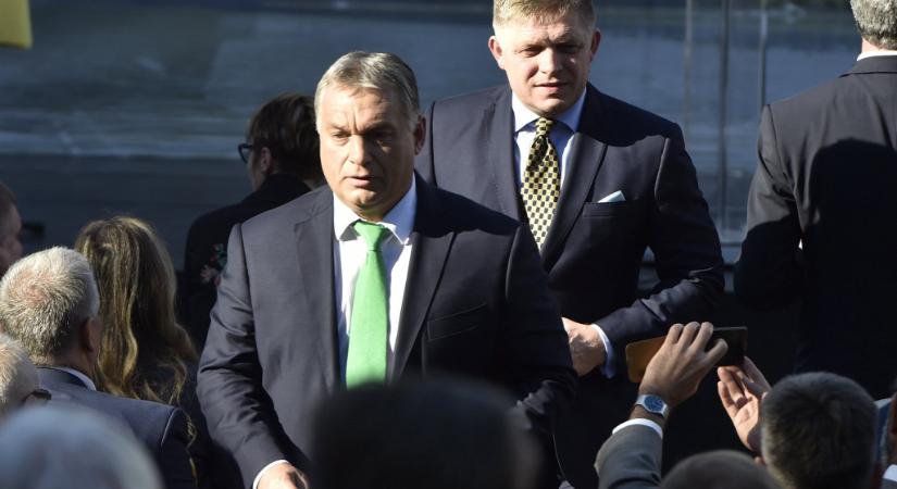 Orbán Viktor gratulált Robert Ficonak - fotó